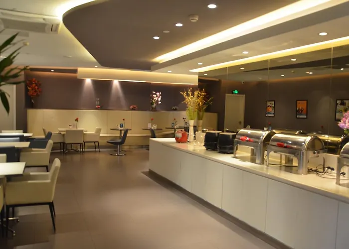 Jinjiang Inn Beijing Fengtai East Avenue Railway Station